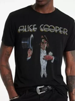 Graphic Tees><noscript><img width=