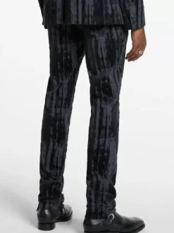 Jeans & Pants><noscript><img width=