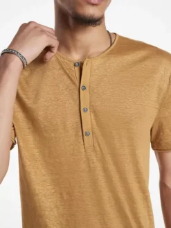 Tops><noscript><img width=