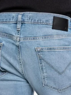 Jeans & Pants><noscript><img width=