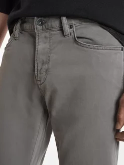 Jeans & Pants><noscript><img width=
