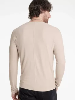 Henleys><noscript><img width=