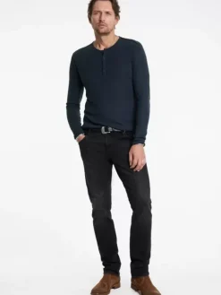 Henleys><noscript><img width=