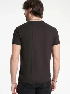 Graphic Tees><noscript><img width=
