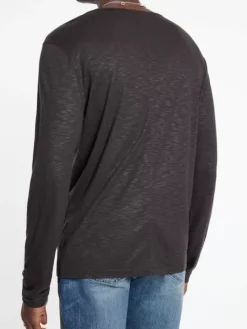Tops><noscript><img width=