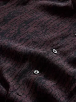 Shirts><noscript><img width=