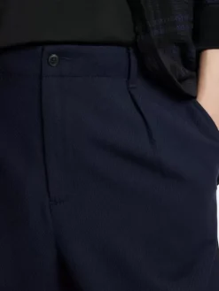 Jeans & Pants><noscript><img width=
