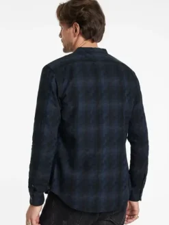 Shirts><noscript><img width=