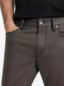 Jeans & Pants><noscript><img width=
