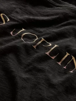 Graphic Tees><noscript><img width=