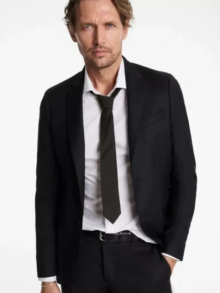 Scarves & Ties>John Varvatos LEONE SLIM TIE BLACK