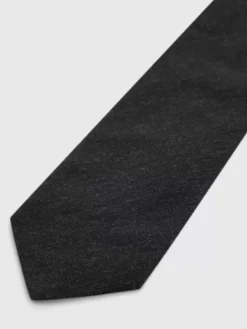 Scarves & Ties><noscript><img width=