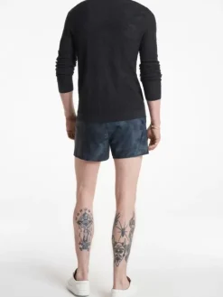 Jeans & Pants><noscript><img width=