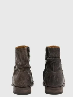 Shoes & Accessories><noscript><img width=
