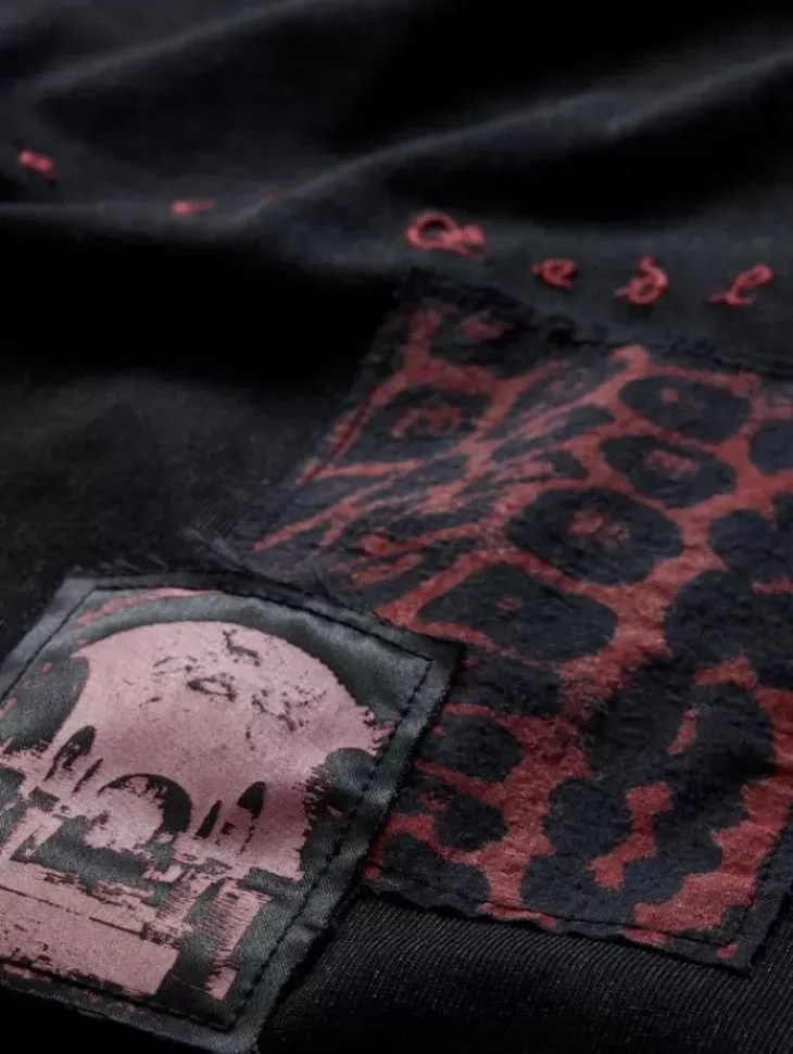 Graphic Tees>John Varvatos PATCH TEE BLACK