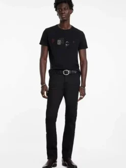 Graphic Tees><noscript><img width=