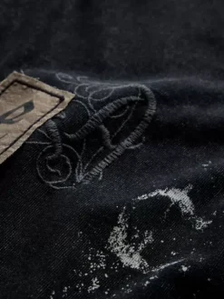 Graphic Tees><noscript><img width=