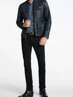 Tops><noscript><img width=