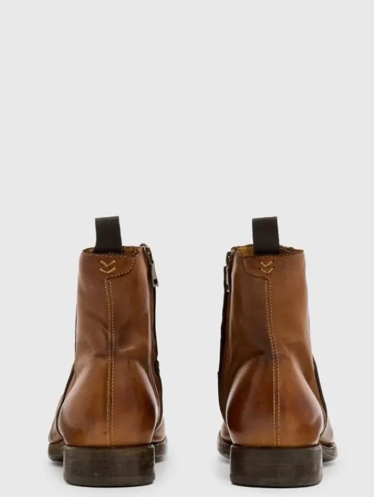 Shoes & Accessories>John Varvatos REGENT BOOT CLAY