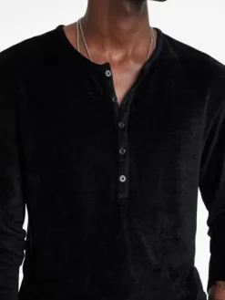 Henleys><noscript><img width=