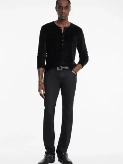 Henleys><noscript><img width=