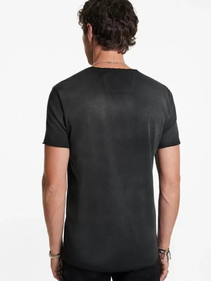 Graphic Tees>John Varvatos ROSES TEE BLACK