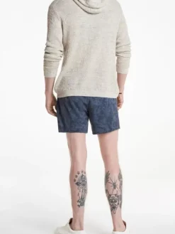 Jeans & Pants><noscript><img width=