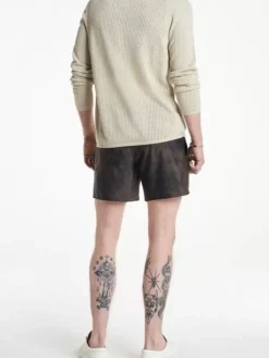 Jeans & Pants><noscript><img width=