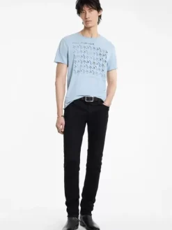 Graphic Tees><noscript><img width=