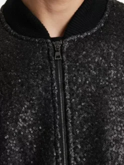 Coats And Jackets><noscript><img width=