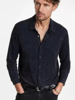 Shirts><noscript><img width=