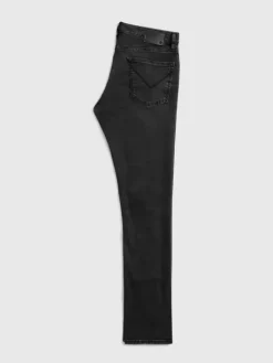Jeans & Pants><noscript><img width=